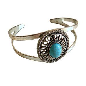 Vintage Southwestern Silver Cuff Bracelet with Turquoise Stone